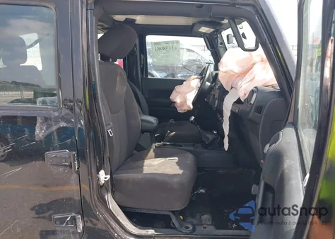 2017 Jeep Wrangler Unlimited Sport 4X4 from USA, damaged, VIN 1C4BJWDG6HL557540